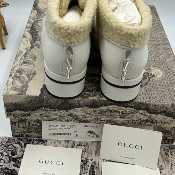 Women’s Gucci spiked Sherling lined ankle boots size 39 made in Italy - Picture 8 of 9
